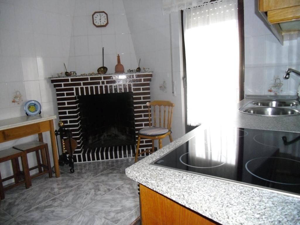 Valdefuentes de Sangusín Casa Rural El Carrascal מראה חיצוני תמונה